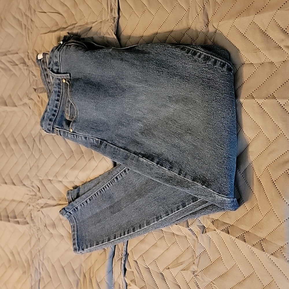 Womens justfab waist 32 skinny jeans